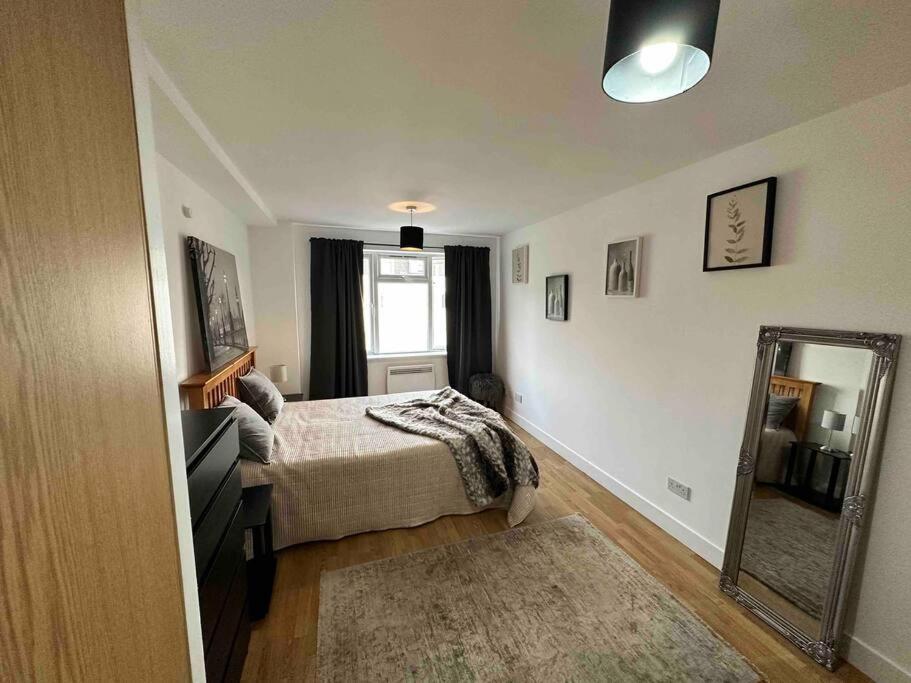 Bright And Cosy 1 Bed Flat Next To Tower Bridge Apartment Londra Exterior foto